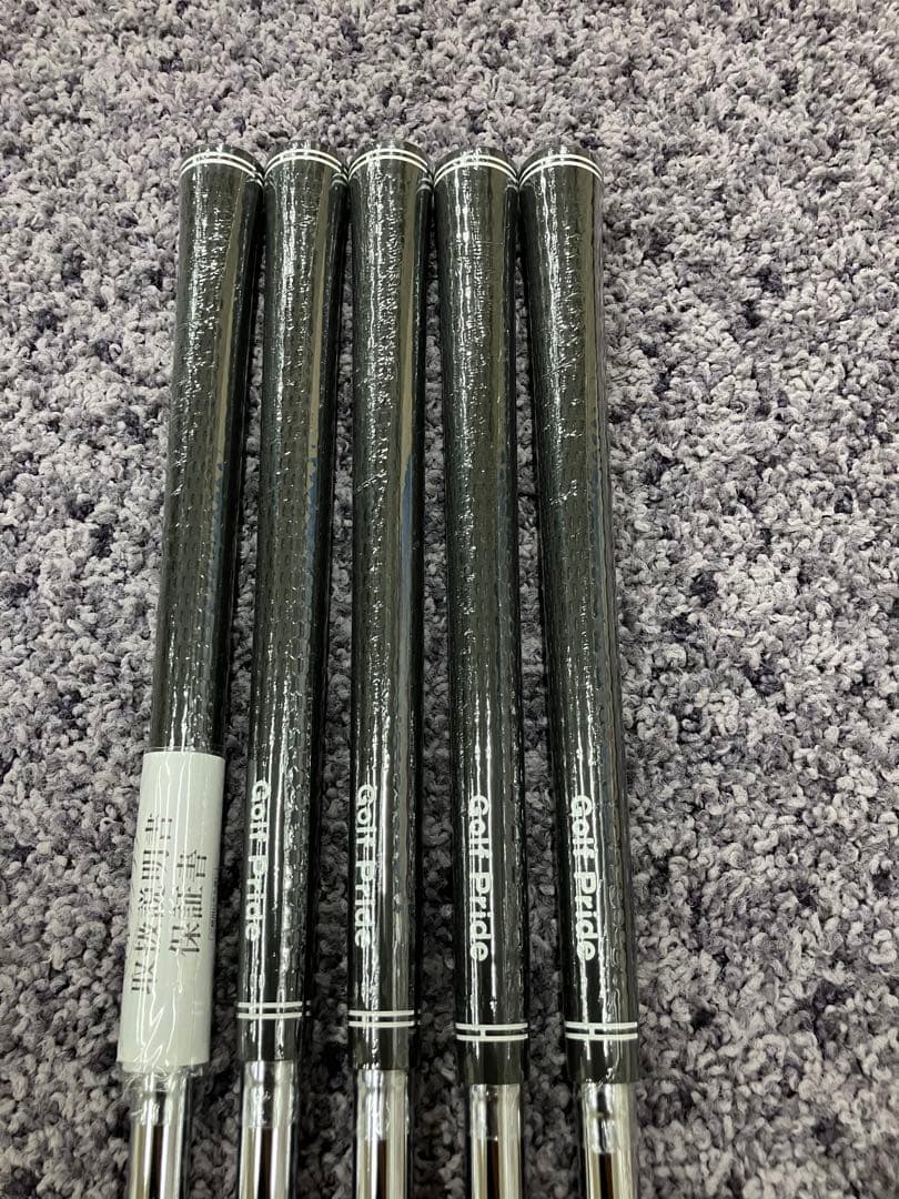 新品未使用品　スリクソンZXi5 5本 6i〜PW D/G105 S200