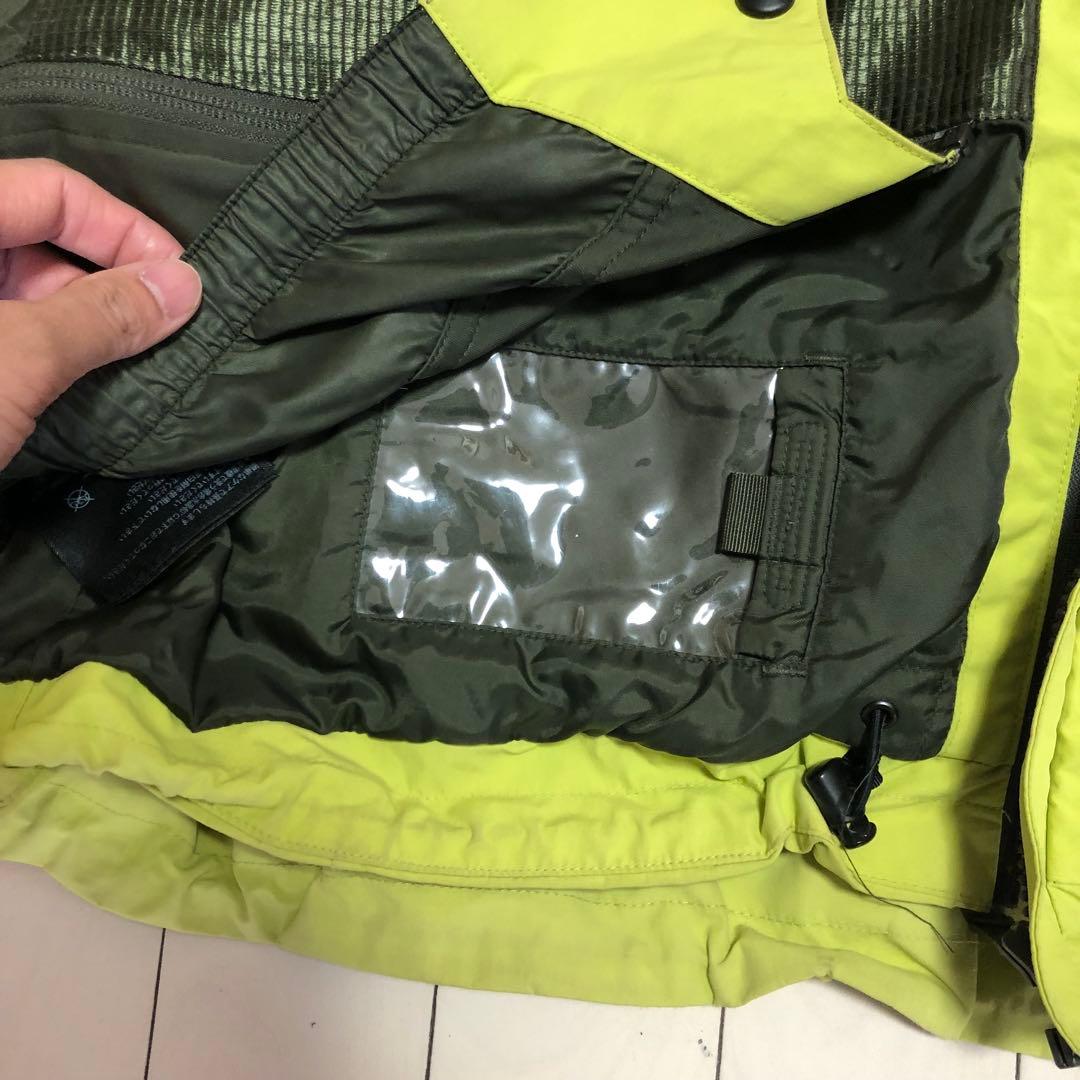 BURTON AK Gore-Tex ジャケット M JP L 相当