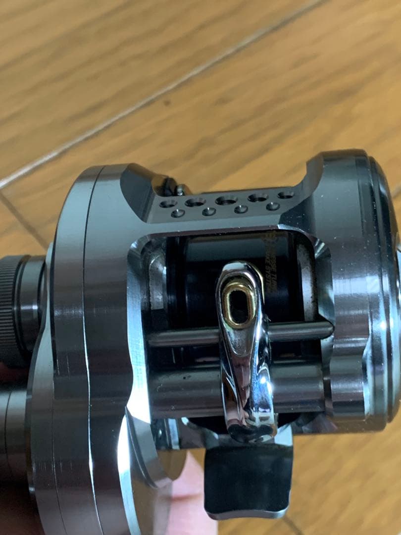 リール SHIMANO 23 CALCUTTA CONQUEST BFS XG 8.9