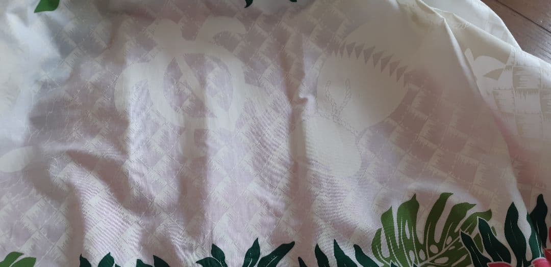 フラパウスカート、Tシャツ、ハク、セット 全てハワイで購入品　総丈76cm