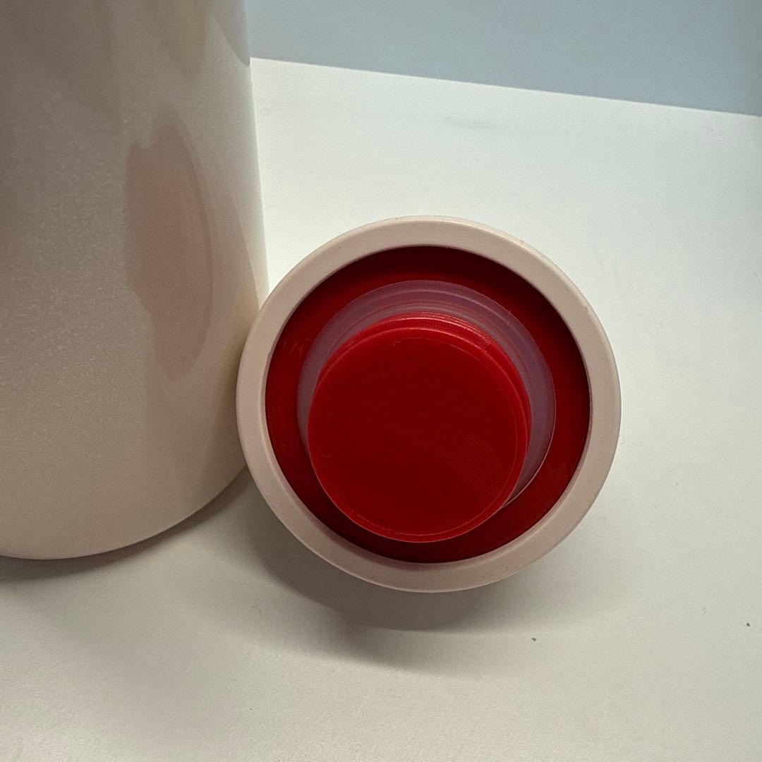 スターバックス 猫フィギュア付き水筒
