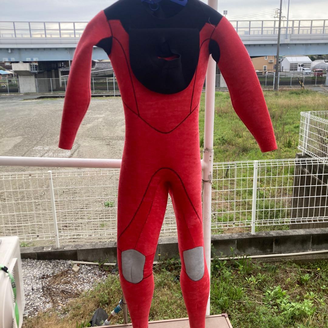 aero ブラック ウェットスーツ　5mm オーダー時170cm 63キロ