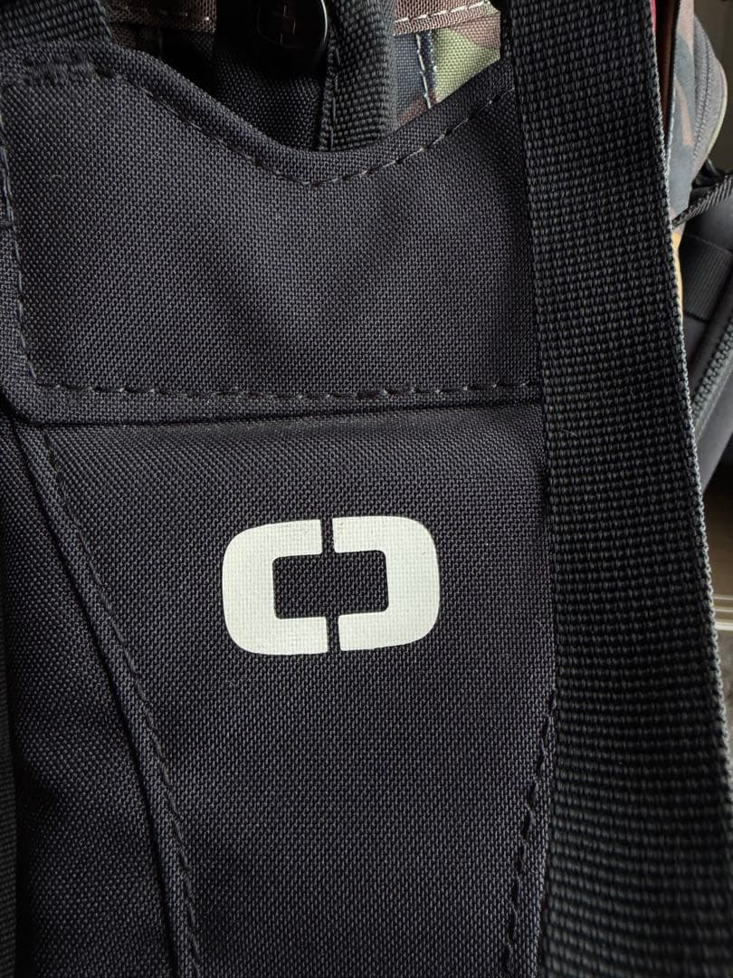 レア物　オジオ　Jeep×OGIO ゴルフキャディーバッグ　CAMO 14分割