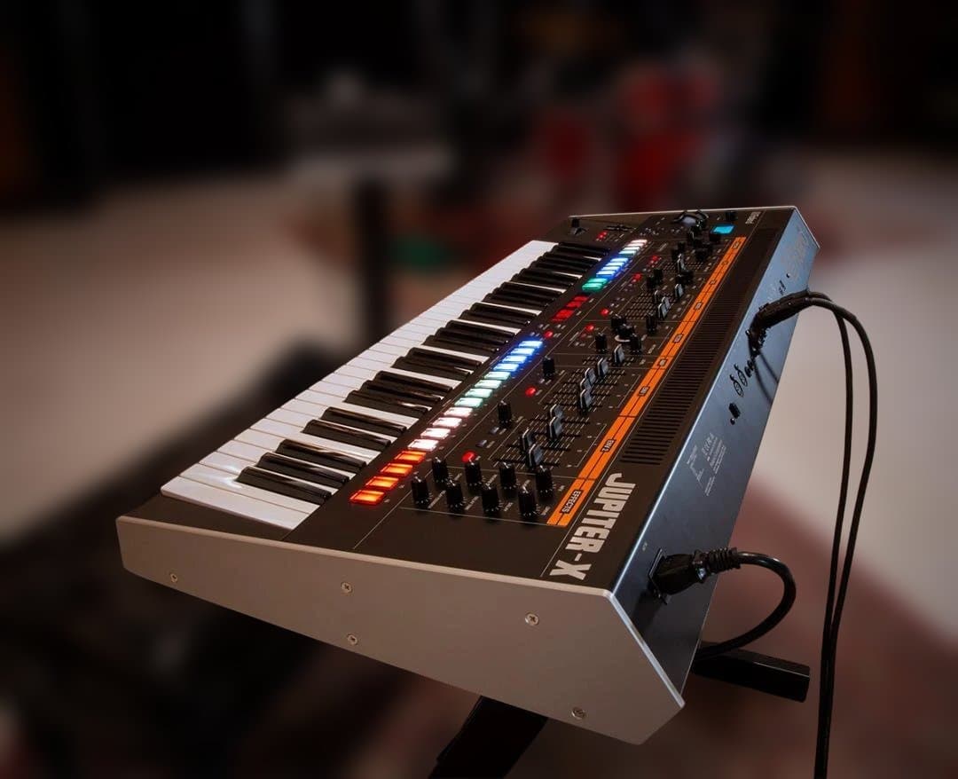 Roland JUPITER-X 61鍵シンセサイザー