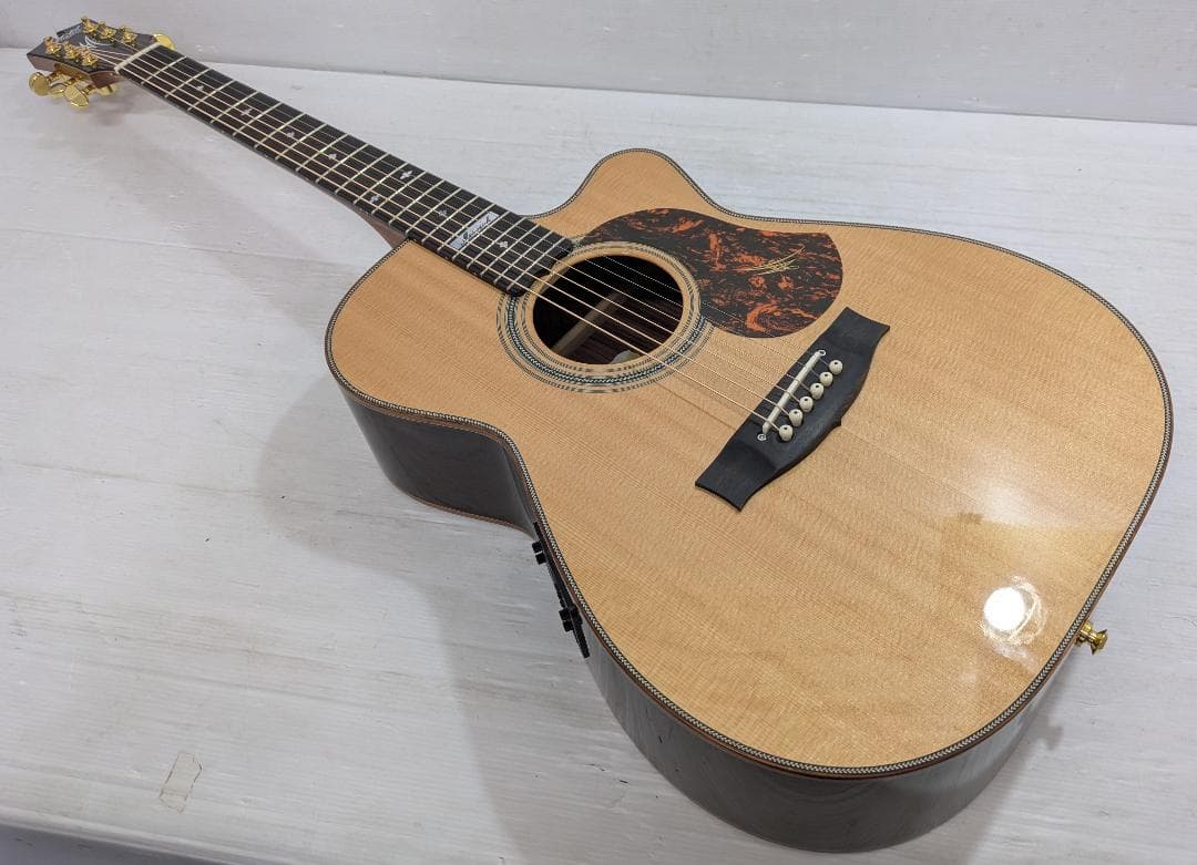 Maton メイトン エレアコギター EM100C-808 Messiah