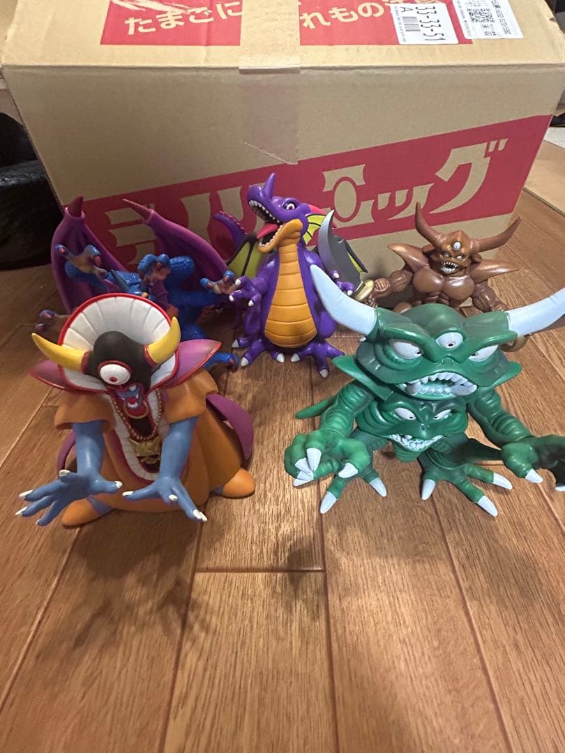 ドラゴンクエストフィギュア5体セット おまけ付き