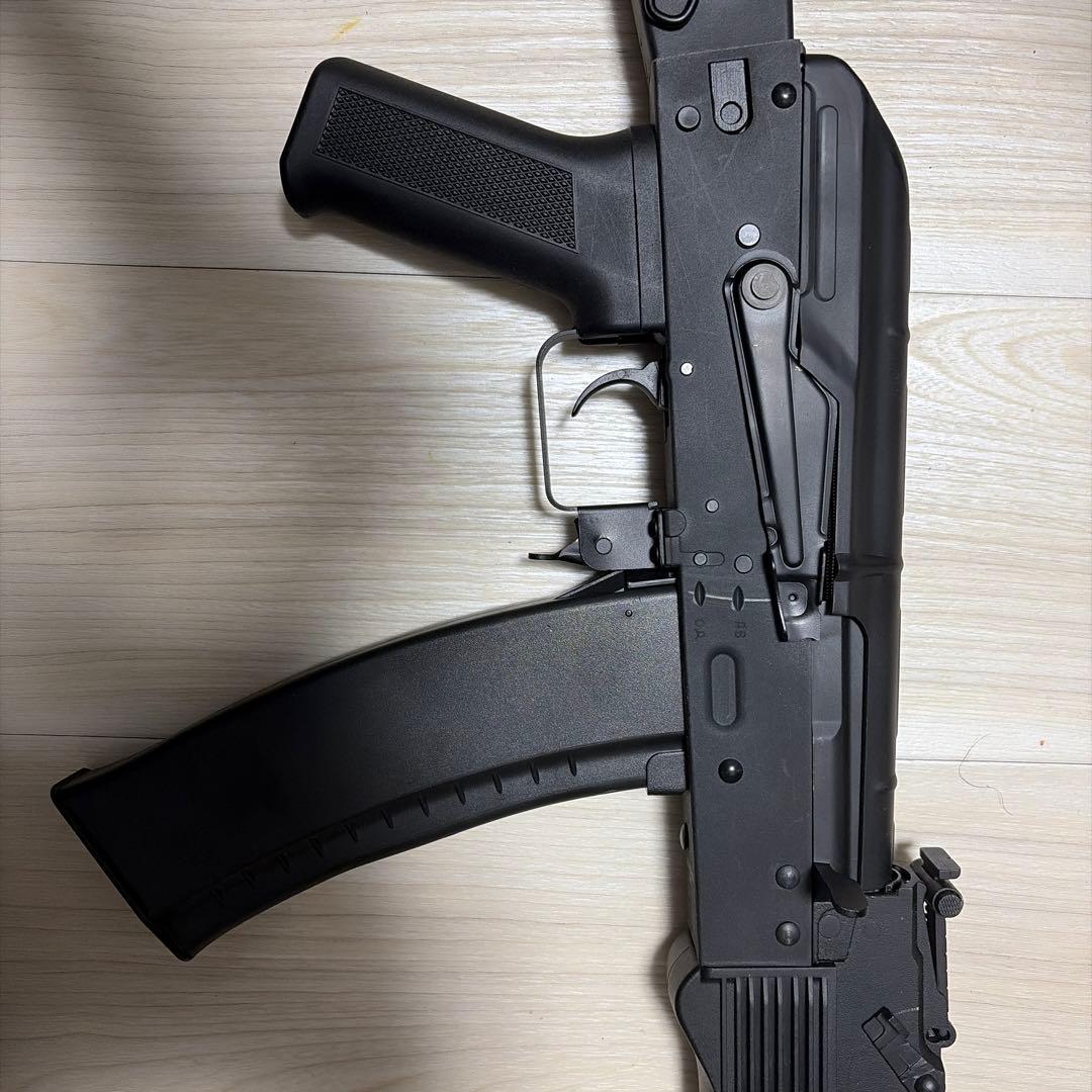 S&tスポーツライン　ak74mn バッテリー充電器付き
