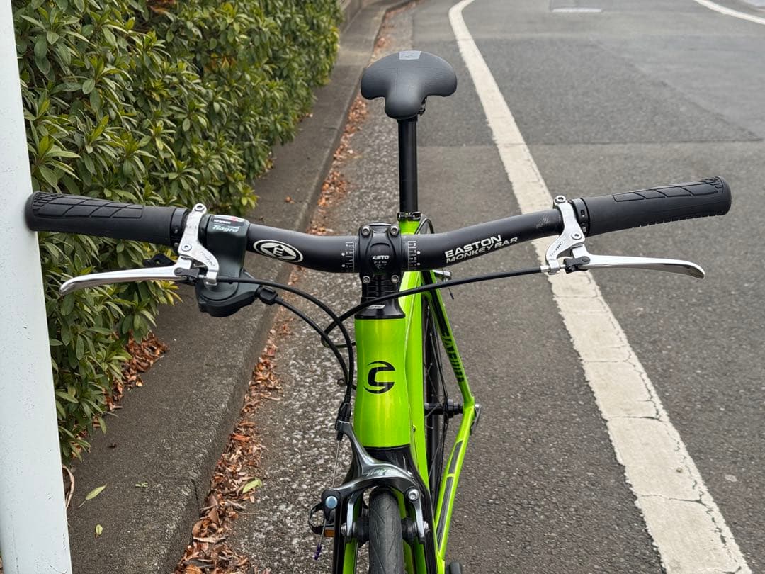 Cannondale CAAD 12 フラットバーロード