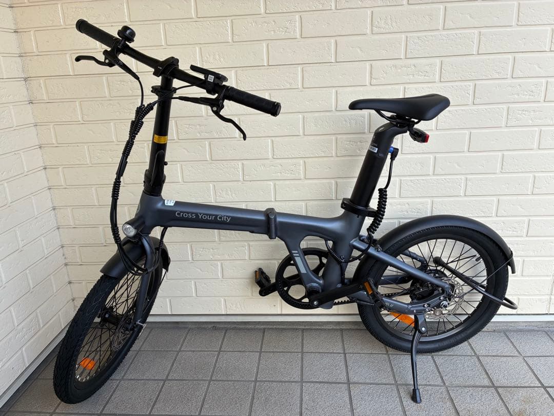 ADO　AIR20 グレー折り畳み電動アシスト自転車