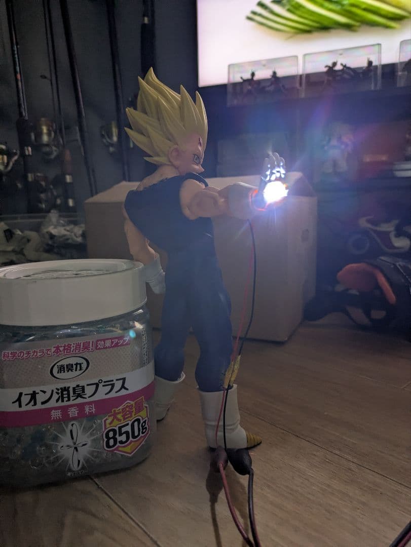 ドラゴンボール魔人ベジータ LED点灯のみ 光る