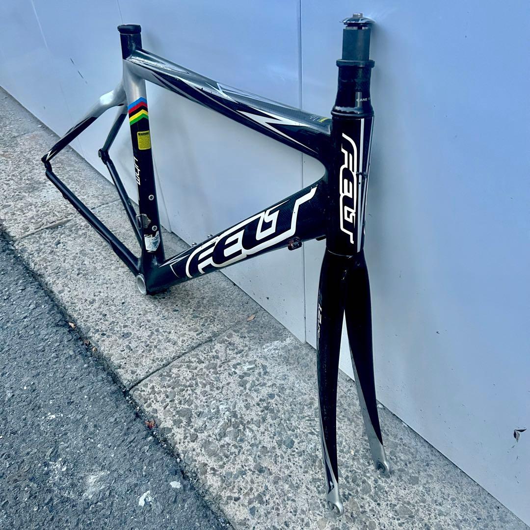 【定価57万5,000円カーボンフレーム】FELT Z15★重量1.70kg