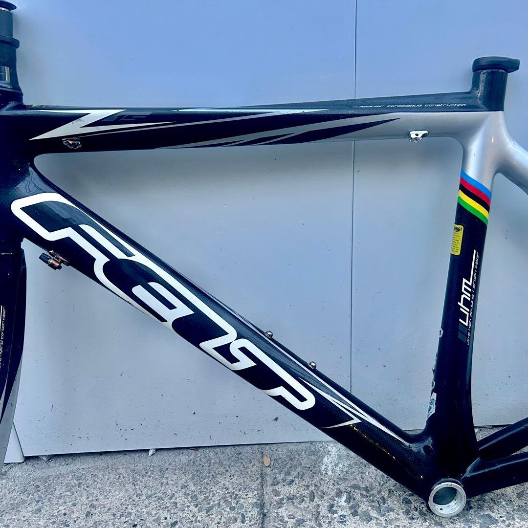 【定価57万5,000円カーボンフレーム】FELT Z15★重量1.70kg