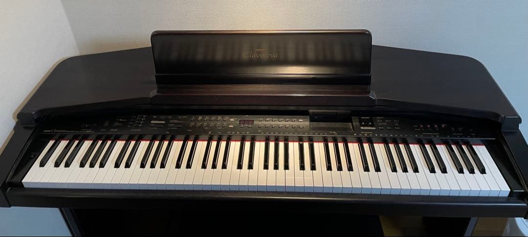 Yamaha Clavinova 88鍵 黒色る