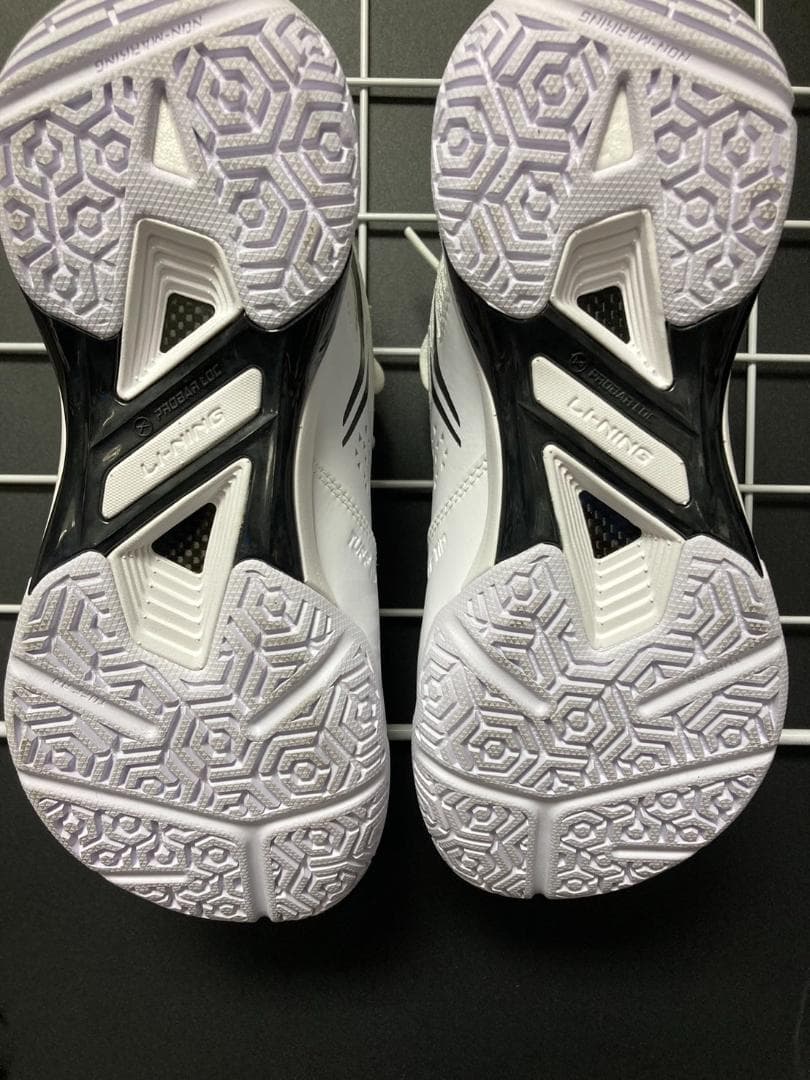 シューズ LI-NING AYAT005-1 23.5cm
