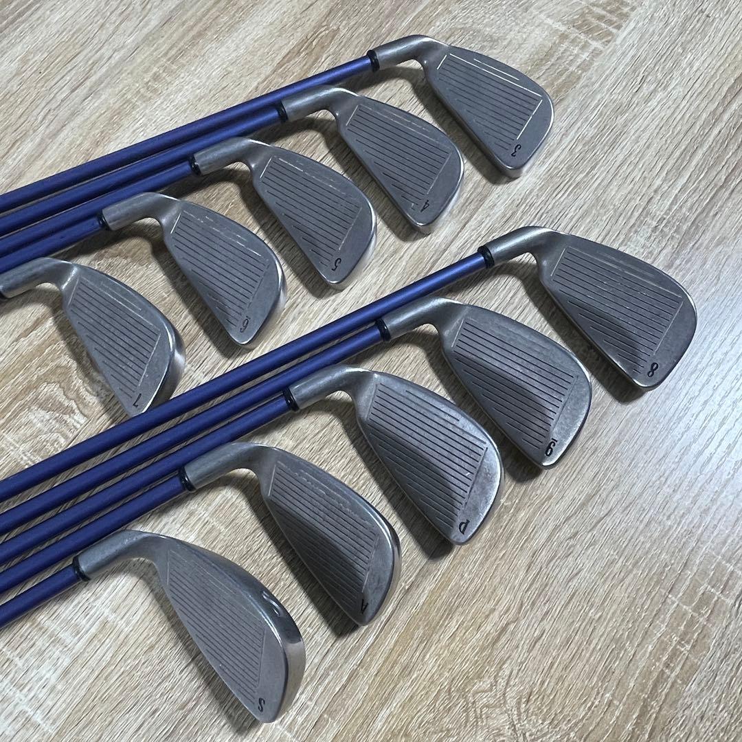 Callaway（キャロウェイ）13本ゴルフクラブセット【ゴルフカバー付き】