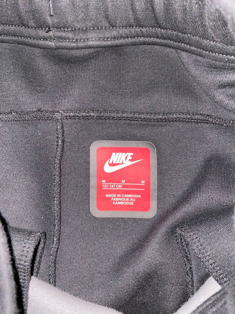 Nike テックフリースキッズサイズ　セットアップ　海外限定