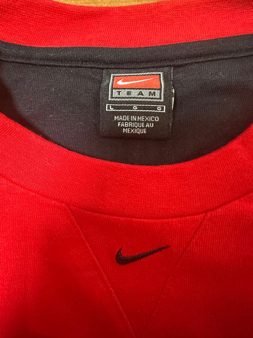 【新品・未使用】NIKE シカゴブルズ Tシャツ 1984デザイン NBA公認