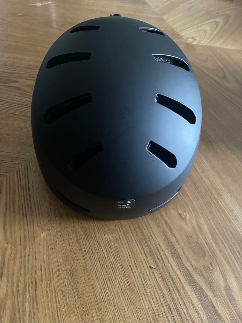 美品　Bern ヘルメット　黒　サイズ　japan M 59㎝〜60.5㎝