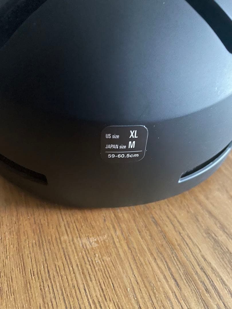 美品　Bern ヘルメット　黒　サイズ　japan M 59㎝〜60.5㎝