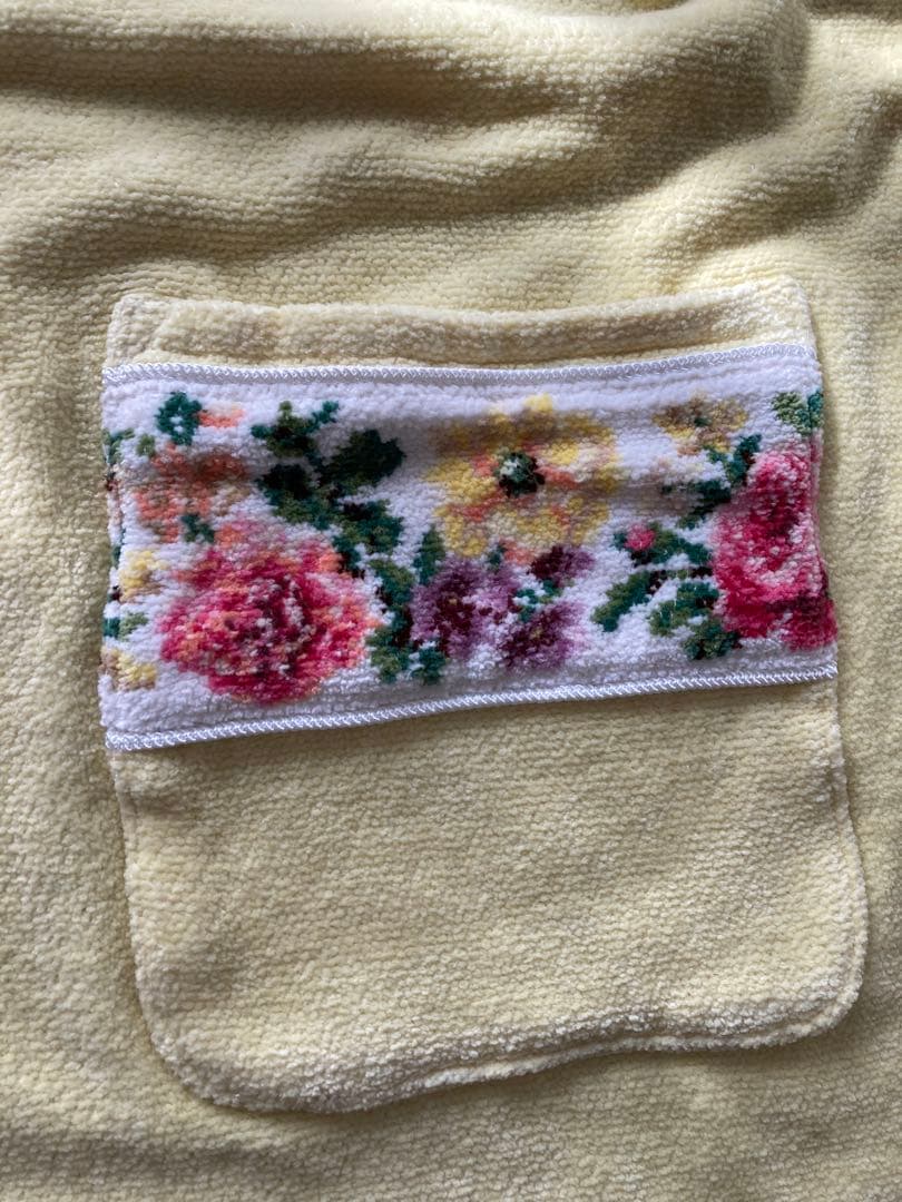 【まどりん】FELLER 花柄刺繍 エプロン