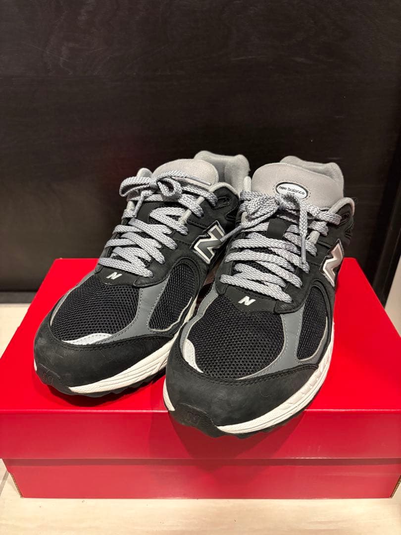 New Balance UGS2002F ブラック/グレー