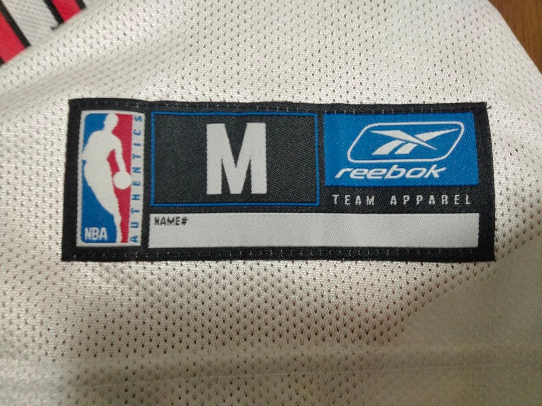 リーボック NBA ブルズ ジェイ・ウィリアムス #22 ジャージー 紙タグ付き