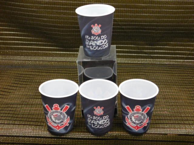 ★最終価格★ブラジル国旗ビール用光るコップ ＆コリンチャンスプラスチックコップ