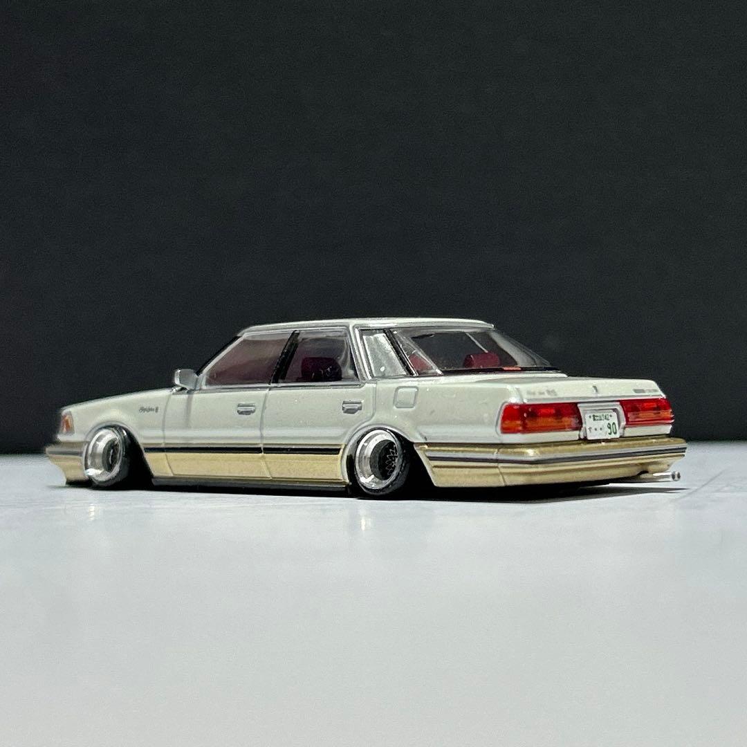 1/64 トミカリミテッドヴィンテージネオ　クラウン改