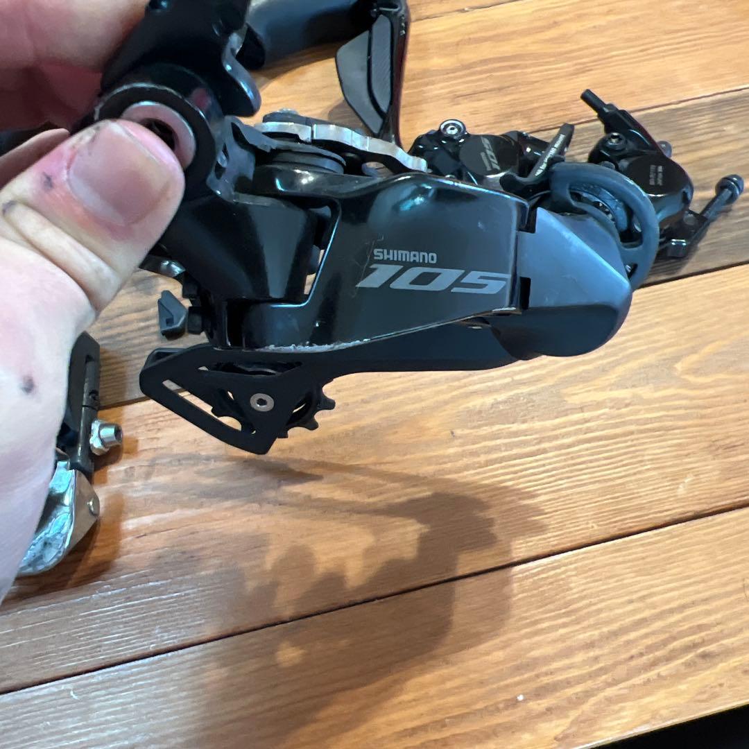 R7170 105 Di2グループセット