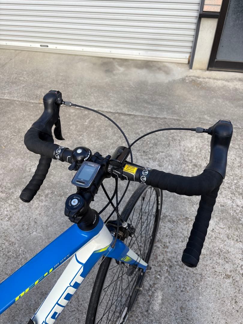 【美品】GIANT DEFY3 2015年モデル　ロードバイク　自転車