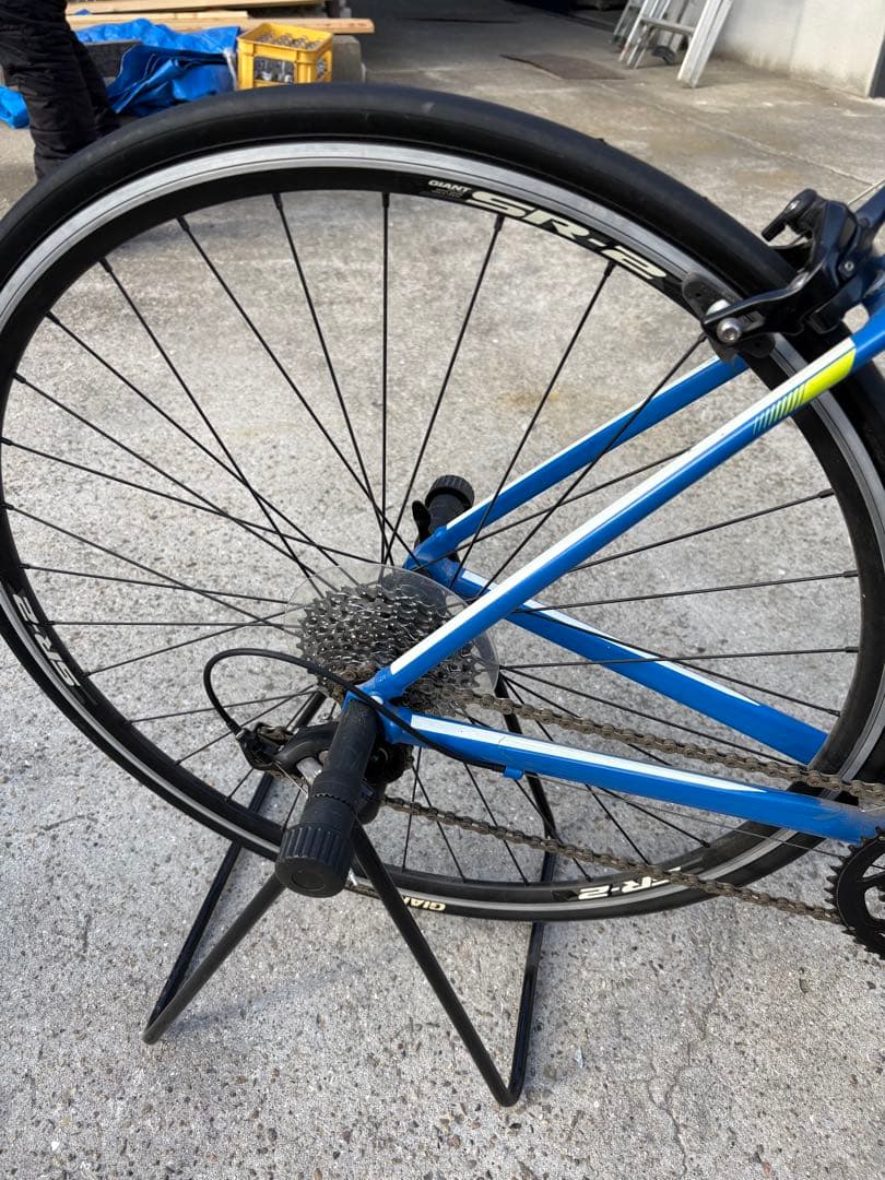 【美品】GIANT DEFY3 2015年モデル　ロードバイク　自転車