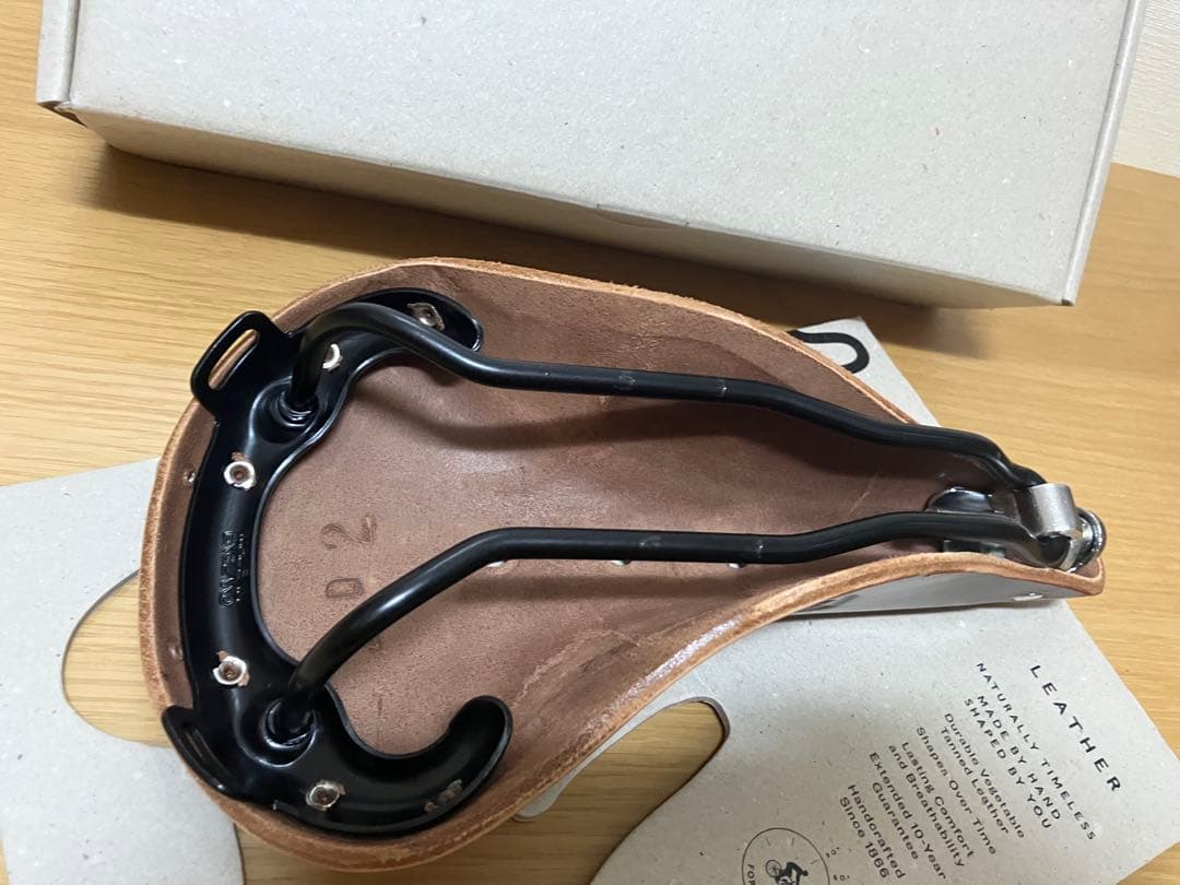 BROOKS ブルックス　自転車 サドル B17 NARROW 英国