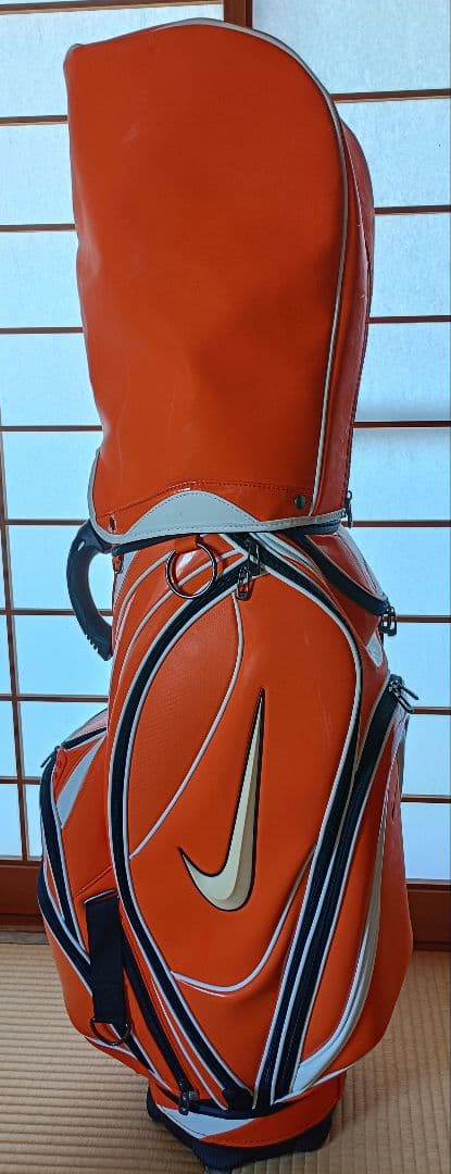 た*い様 ナイキ　NIKE GOLF ナイキゴルフ キャディーバッグ オレンジ色