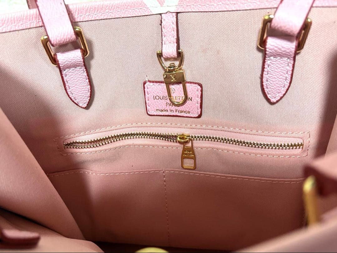 Louis Vitton ロゴトートバッグ ノベルティ