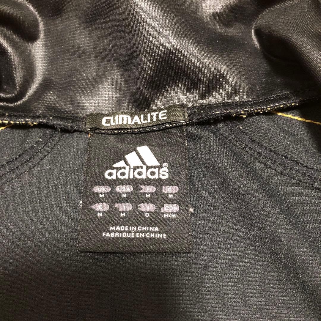 【3/21 取下げ】adidas ジャージ　黒×金　アディダス　セットアップ
