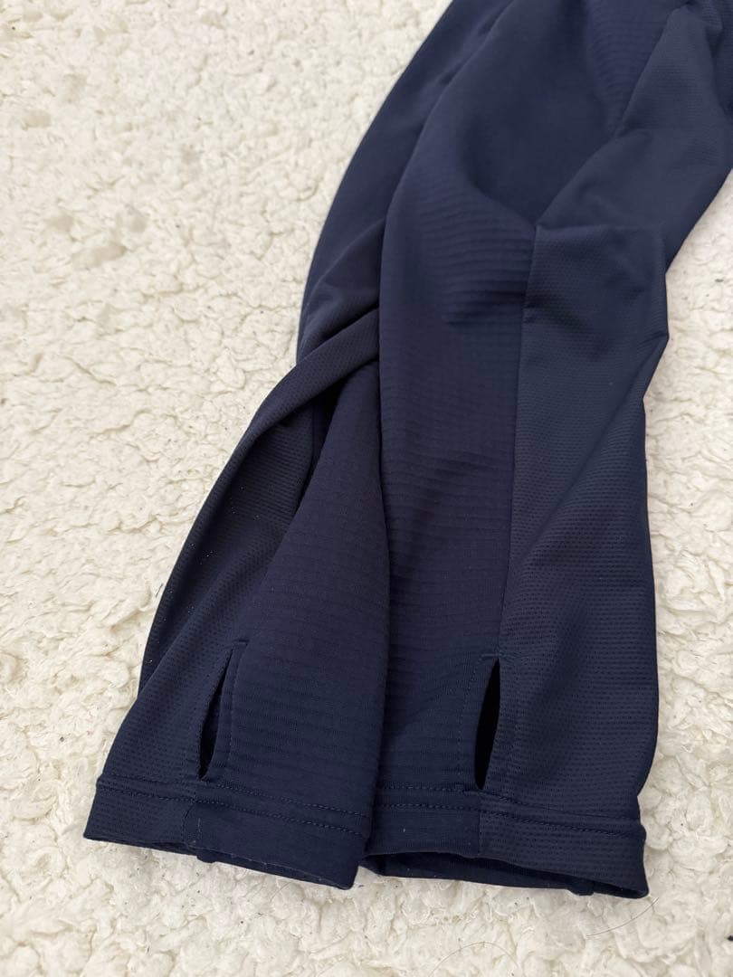 ATHLETA 上下ウェアセット