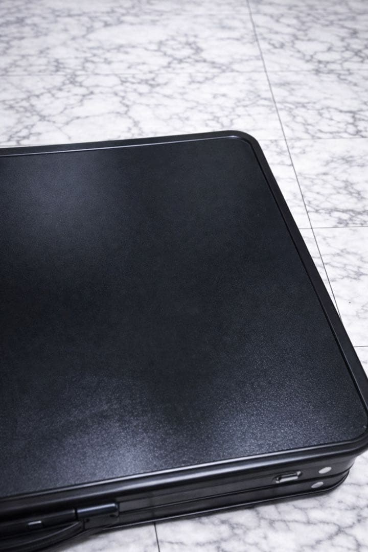 【DOD】ワンタッチキッチンテーブル（ブラック）施 盤品・キャンプ収納