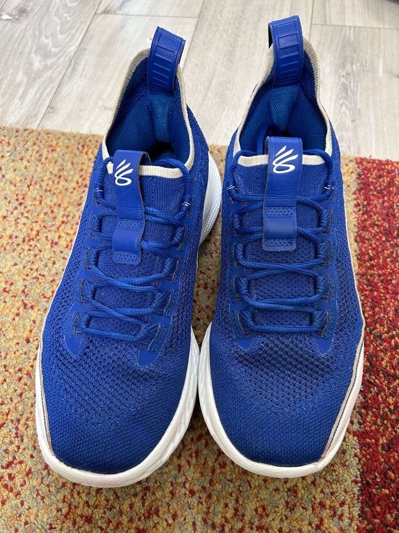 シューズ(男性用) Under Armour Curry Flow 8 27.5cm