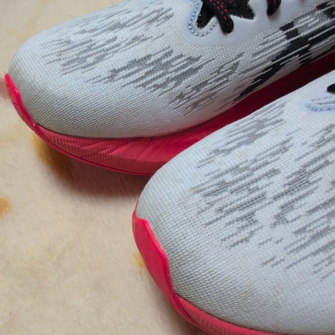 ASICS ノヴァブラスト3ワイド（26.0cm）