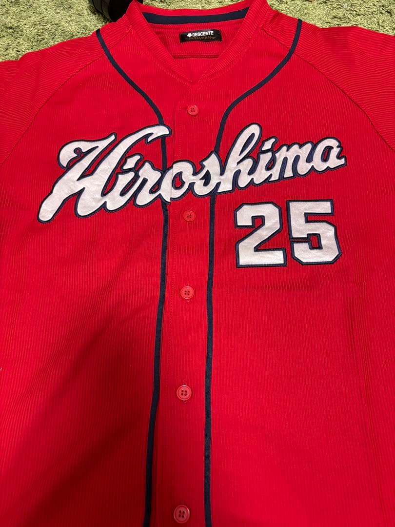 【新品未使用】新井貴浩ユニフォーム　Lサイズ　広島カープ
