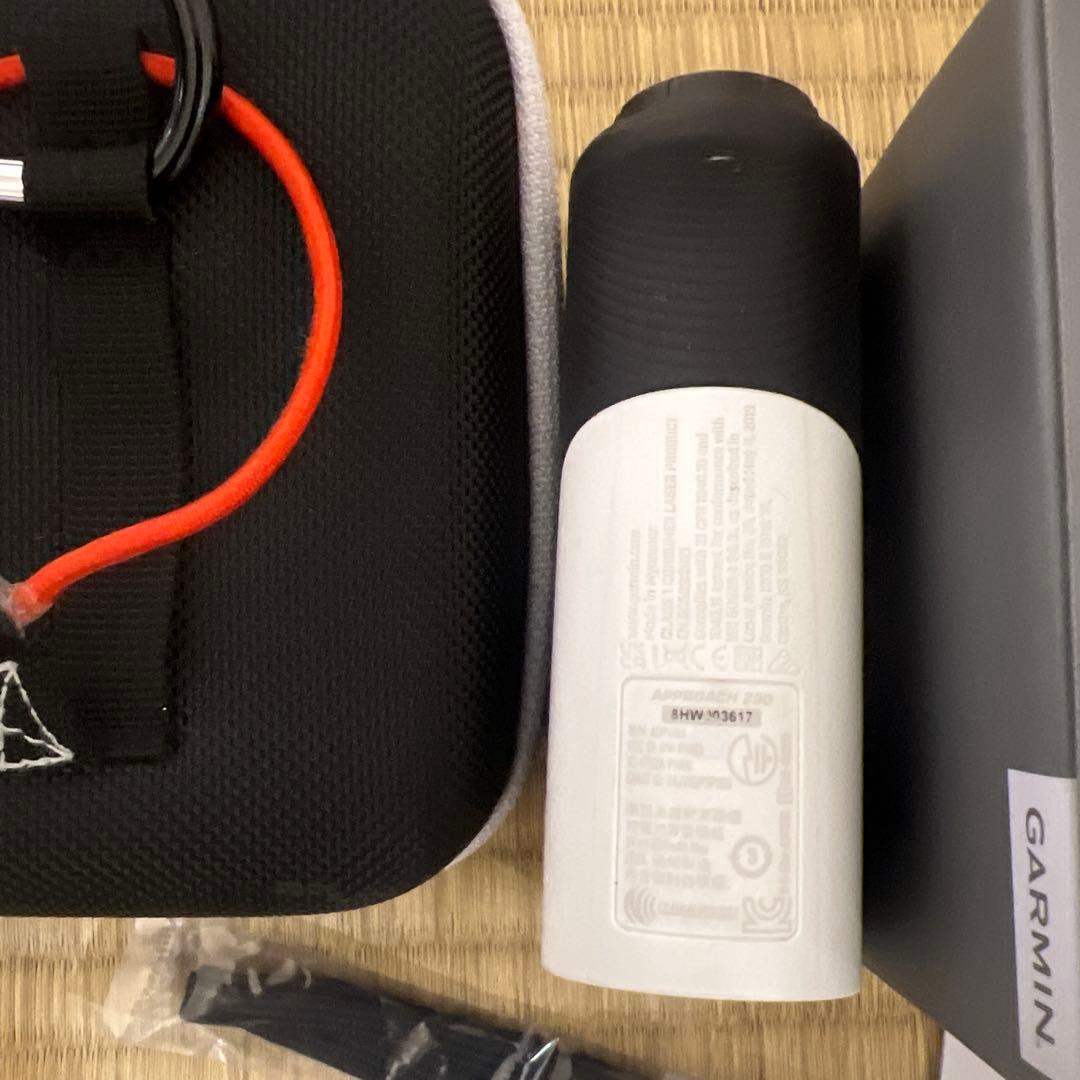 美品　GARMIN APPROACH Z30 ゴルフ用距離計　ガーミン