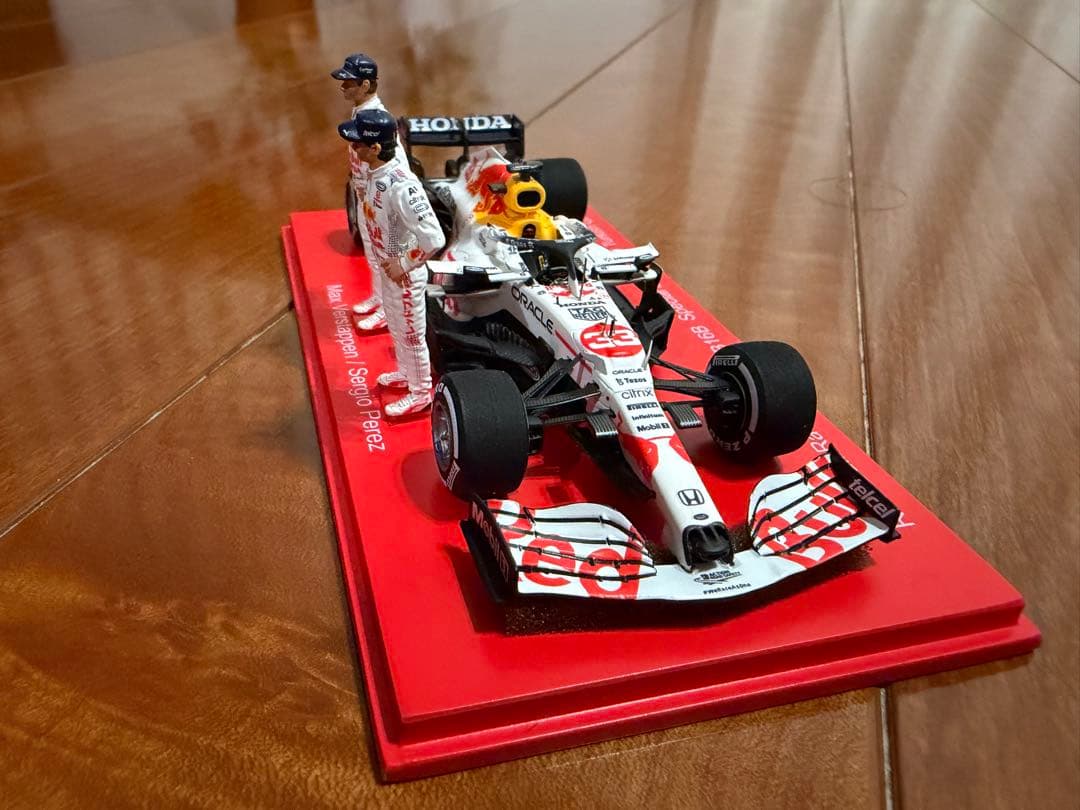 f1 1/43レッドブルRB16B ミニカー マックスとセルジオセット2021