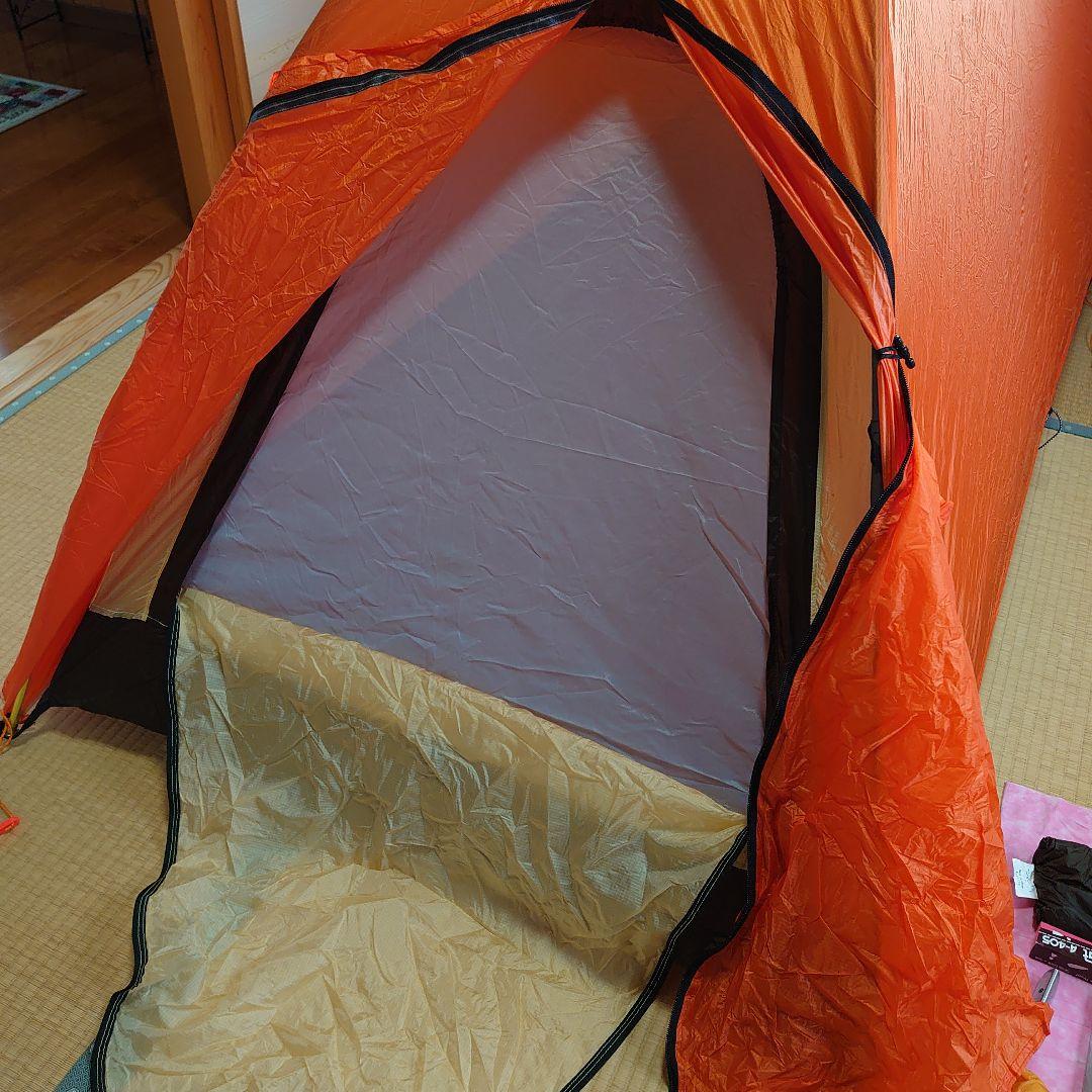 オレンジ ドーム型山岳テント