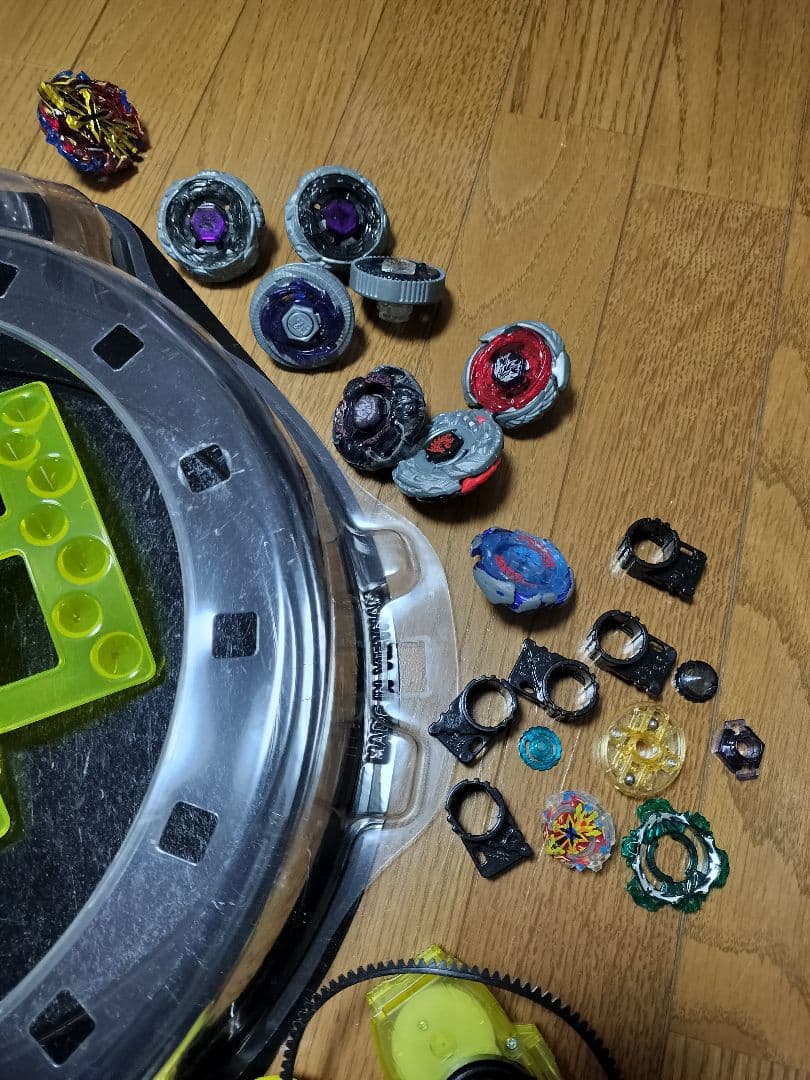 即購入OK　中古品　ベイブレード&ベイスタジアム　セット