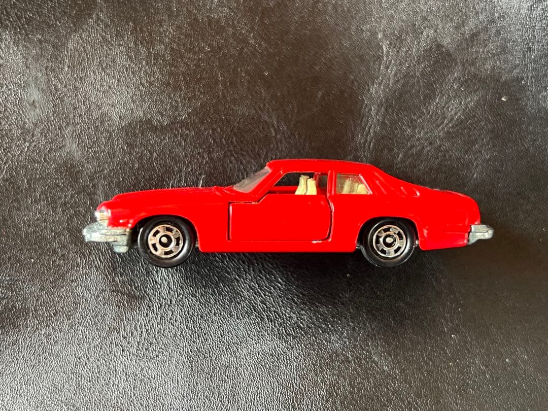 トミカ ジャガー XJ-S 赤 1/67 外国車シリーズ 青箱 日本製