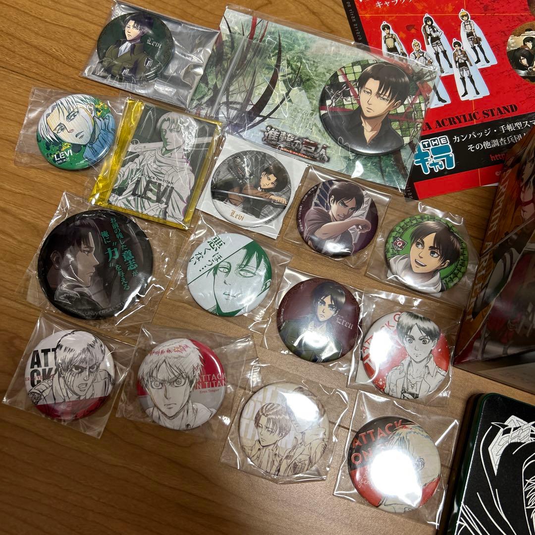 進撃の巨人　グッズセット