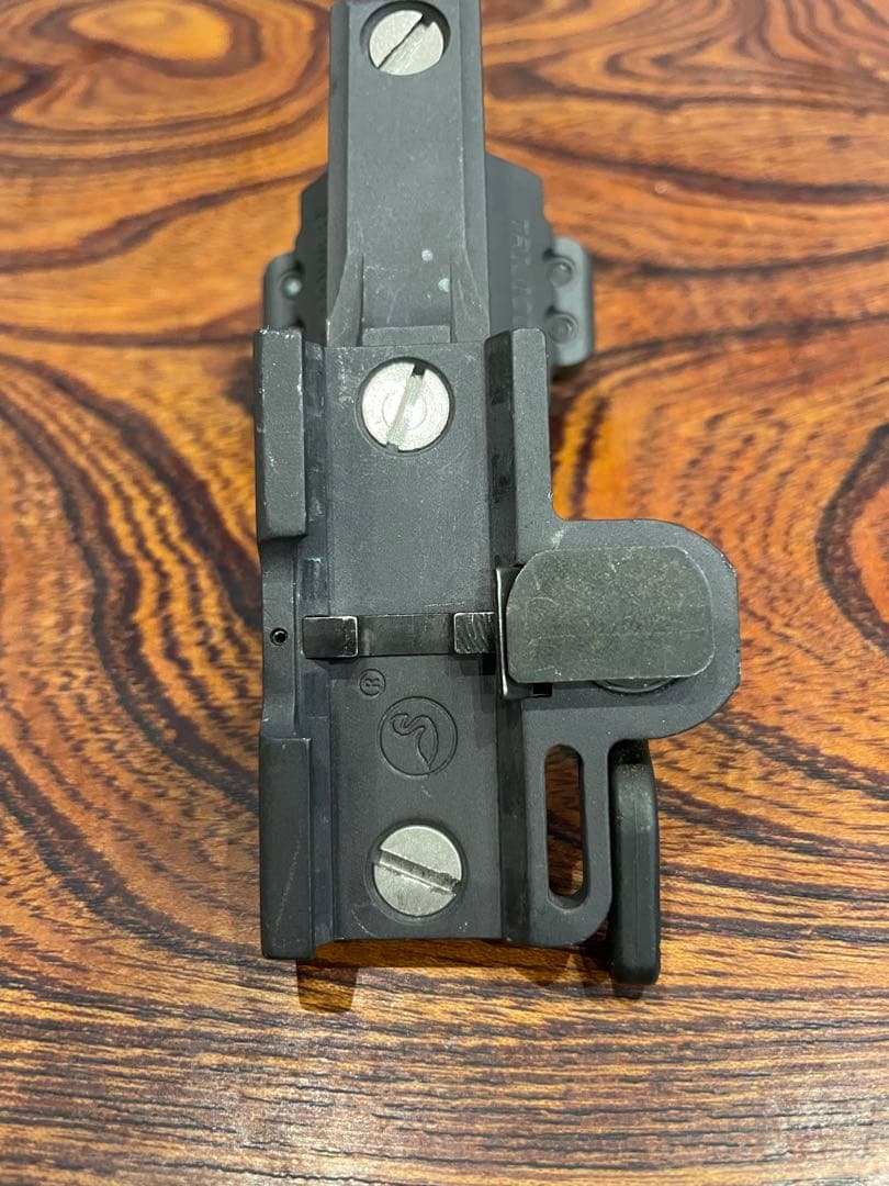 実物A.R.M.S. TRIJICON aimpoint マウント