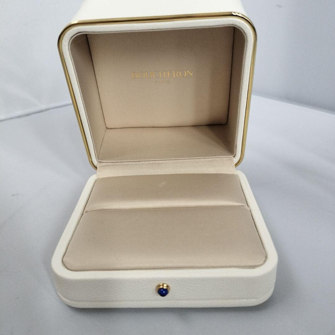 Boucheron ホワイトレザー アクセサリー　リングケース