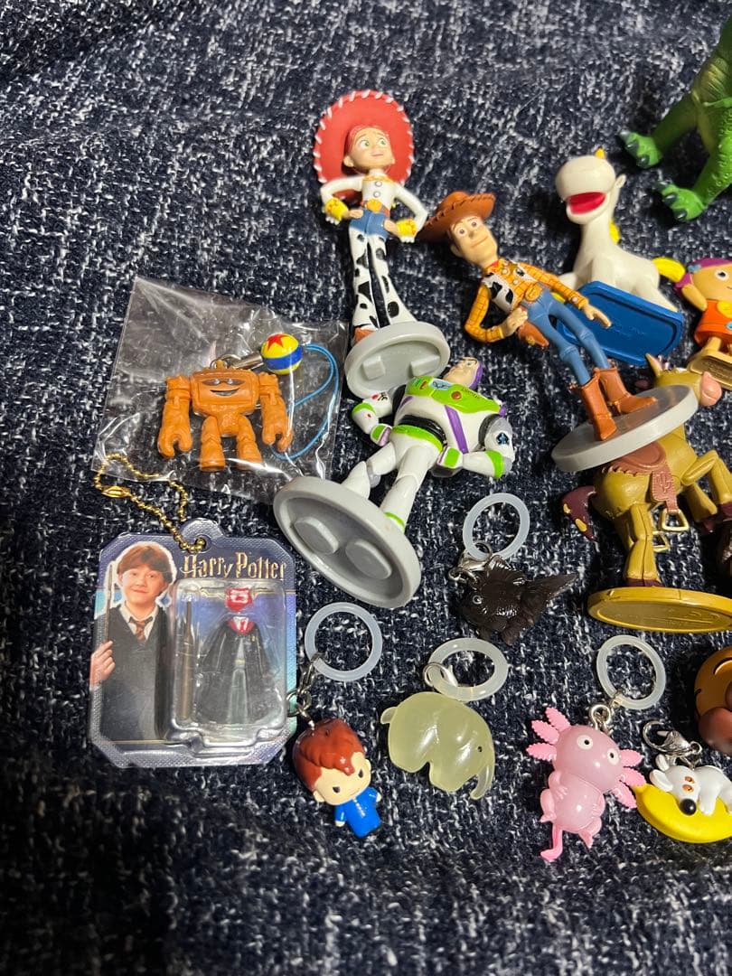 ディズニー　トイストーリー　フィギュア　大量セット　まとめ　めじるしアクセサリー