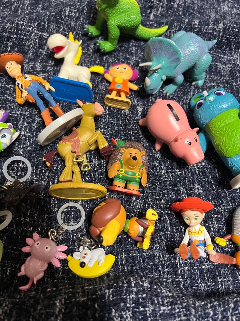 ディズニー　トイストーリー　フィギュア　大量セット　まとめ　めじるしアクセサリー